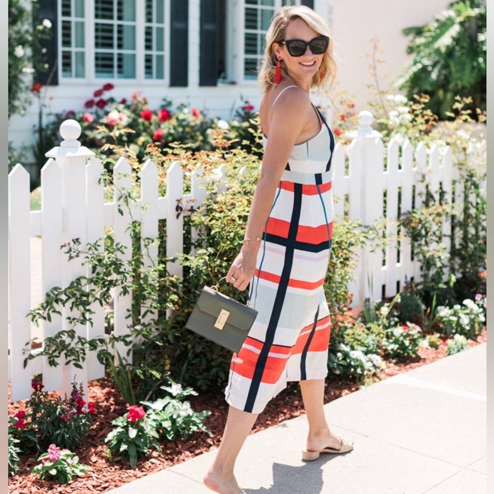 Ann Taylor Size 12 Picnic Striped Lined Spaghetti Strap Linen Dress
